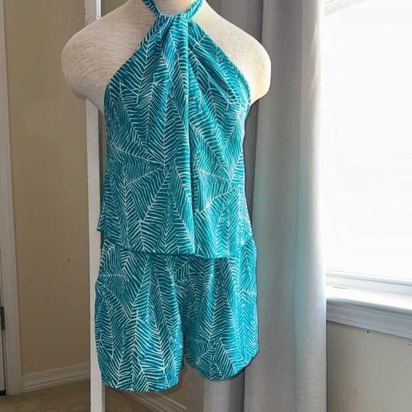 Romper - Picture 1 of 4